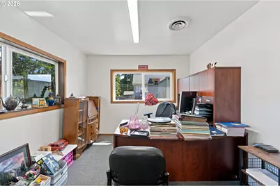 2707 Broadway, North Bend, OR 97459 - Photo 29