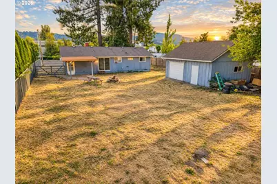 5285 High Banks Rd, Springfield, OR 97478 - Photo 3