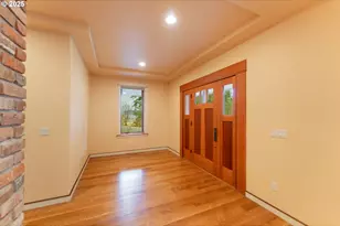 509 Jasmine Wy, Roseburg, OR 97471 - Photo 5