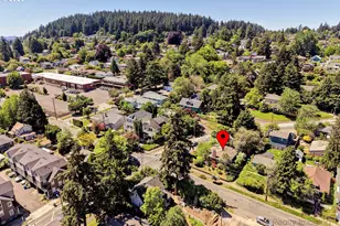 7523 SE Washington St, Portland, OR 97215 - Photo 37