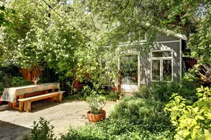 7523 SE Washington St, Portland, OR 97215 - Photo 29