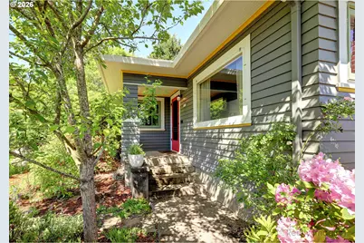 7523 SE Washington St, Portland, OR 97215 - Photo 5