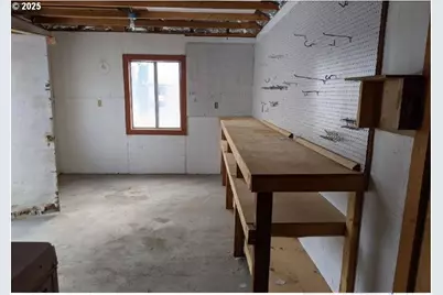 530 W A St, Burns, OR 97720 - Photo 29