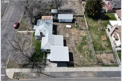 530 W A St, Burns, OR 97720 - Photo 9