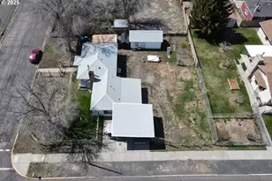 530 W A St, Burns, OR 97720 - Photo 9