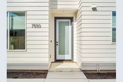 7550 NE Morris St, Portland, OR 97213 - Photo 1