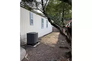 13451 SE Raymond St, Portland, OR 97236 - Photo 23