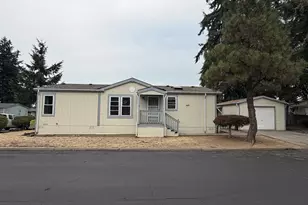 13451 SE Raymond St, Portland, OR 97236 - Photo 5