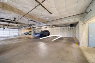 614 S Nevada St, Portland, OR 97219 - Photo 29