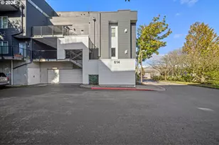 614 S Nevada St, Portland, OR 97219 - Photo 27