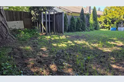 3801 Dove Ln, Eugene, OR 97402 - Photo 35