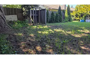 3801 Dove Ln, Eugene, OR 97402 - Photo 35