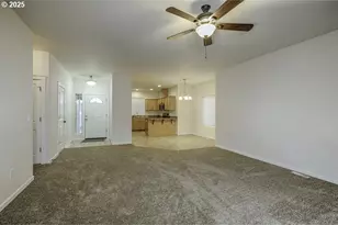 871 Mary Dr, Molalla, OR 97038 - Photo 7