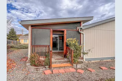 121 Matthew Lee Ct, Roseburg, OR 97471 - Photo 33