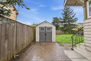 1644 N Ainsworth St, Portland, OR 97217 - Photo 33