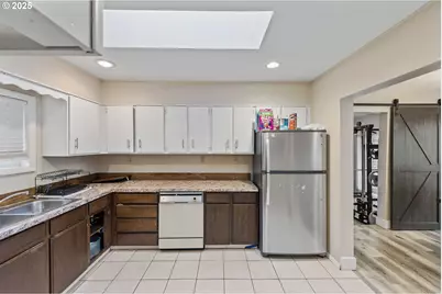 93660 McKenna Ln, Coos Bay, OR 97420 - Photo 9