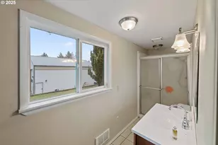 93660 McKenna Ln, Coos Bay, OR 97420 - Photo 19