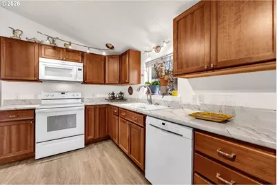 15411 SE Mill Plain Blvd #C12, Vancouver, WA 98684 - Photo 15
