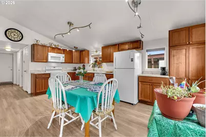 15411 SE Mill Plain Blvd #C12, Vancouver, WA 98684 - Photo 11