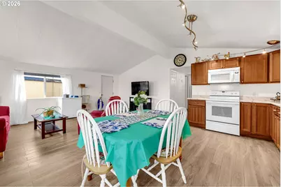 15411 SE Mill Plain Blvd #C12, Vancouver, WA 98684 - Photo 17