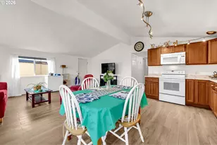 15411 SE Mill Plain Blvd, Vancouver, WA 98684 - Photo 17