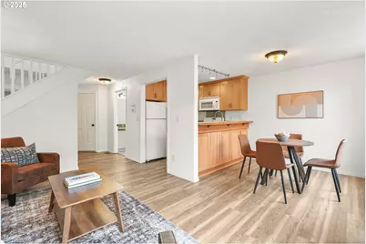 10029 NW Iron Ridge Pl, North Plains, OR 97133 - Photo 11