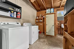 1300 Ellsworth St, Eugene, OR 97402 - Photo 17
