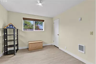1300 Ellsworth St, Eugene, OR 97402 - Photo 11