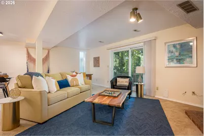 7007 SW 33rd Pl, Portland, OR 97219 - Photo 31