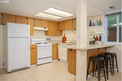 7007 SW 33rd Pl, Portland, OR 97219 - Photo 33