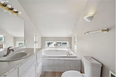 3307 NE Marine Dr #ABH1, Portland, OR 97211 - Photo 25