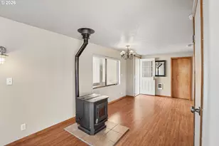 3307 NE Marine Dr, Portland, OR 97211 - Photo 9