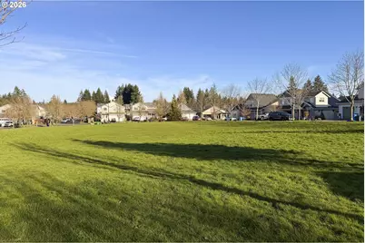 38473 Cascadia Village Dr, Sandy, OR 97055 - Photo 31