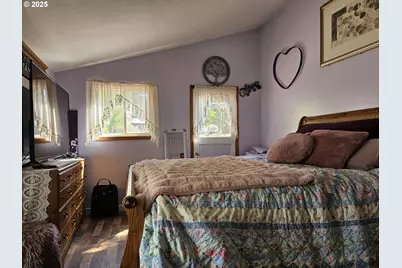 175 S Bonanza St, Sumpter, OR 97877 - Photo 23