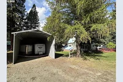 175 S Bonanza St, Sumpter, OR 97877 - Photo 9