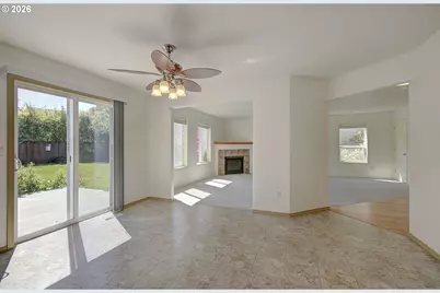 907 NW 13th Ave, Battle Ground, WA 98604 - Photo 9