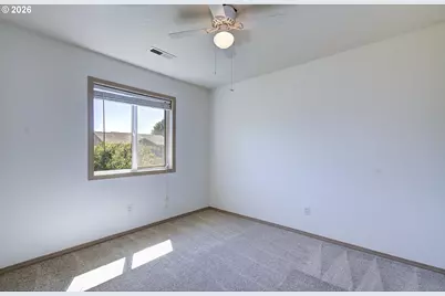 907 NW 13th Ave, Battle Ground, WA 98604 - Photo 27