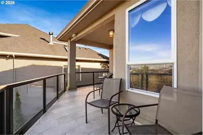 2305 NW Douglas St, Camas, WA 98607 - Photo 37