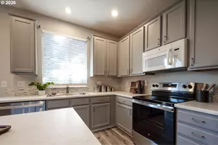 16140 NW Fescue Ct, Portland, OR 97229 - Photo 15