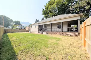 2110 1st St, La Grande, OR 97850 - Photo 37