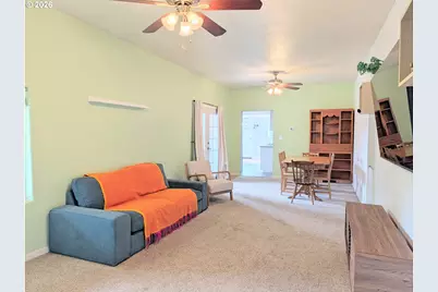 2110 1st St, La Grande, OR 97850 - Photo 5