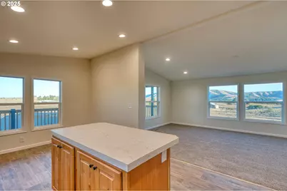 955 High Prairie Rd, Lyle, WA 98635 - Photo 11