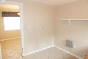 138 Maple Blvd, Wood Village, OR 97060 - Photo 9
