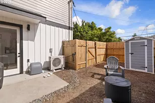 9890 N Syracuse St, Portland, OR 97203 - Photo 25