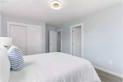 372 SW George Ct, Dundee, OR 97115 - Photo 21