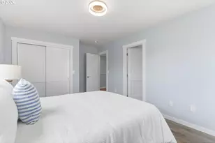372 SW George Ct, Dundee, OR 97115 - Photo 21