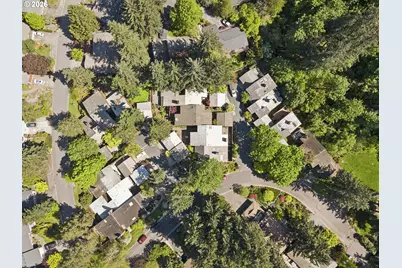14 Preakness Ct, Lake Oswego, OR 97035 - Photo 9