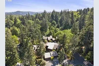 14 Preakness Ct, Lake Oswego, OR 97035 - Photo 37