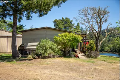 8136 Highway 126, Florence, OR 97439 - Photo 19