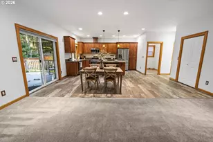 1176 Nautical Dr, Warrenton, OR 97121 - Photo 7